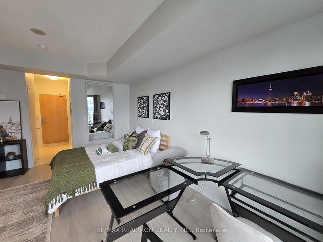 3903 - 65 Bremner Boulevard