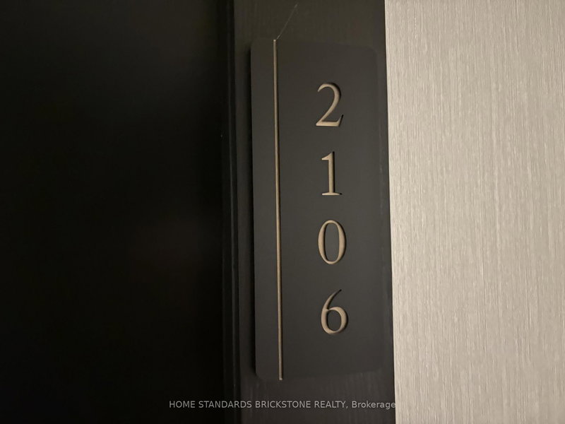 2106 - 117 Broadway Ave, Toronto, M4P 1V3 | Image 2