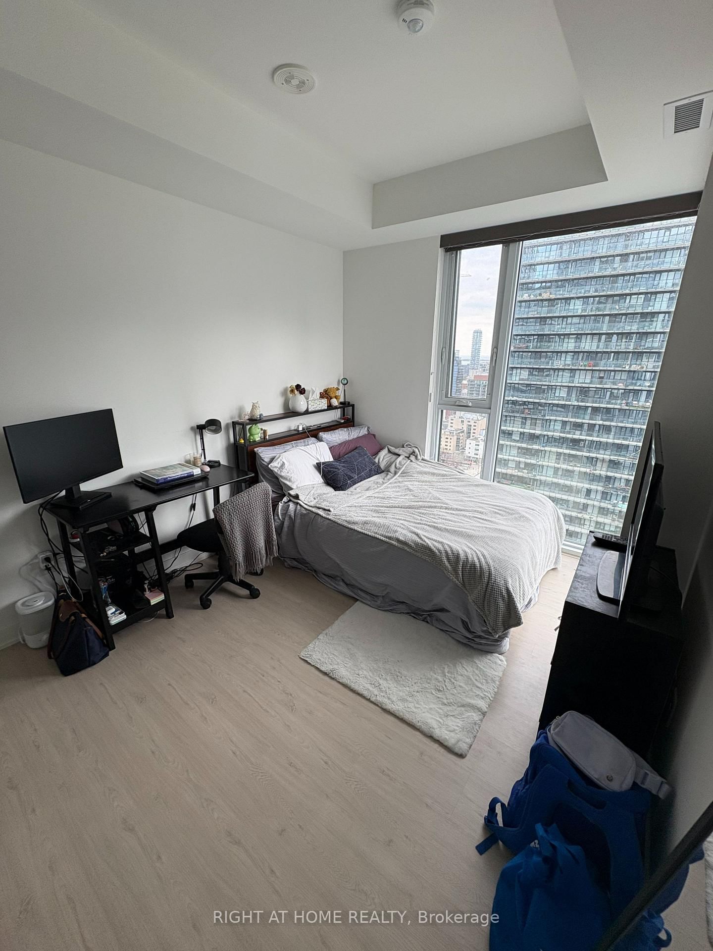 Condo for lease at 2404-65 Mutual Street, Toronto, Ontario, M5B 0E5 - Church-Yonge Corridor - MLS: C12902172