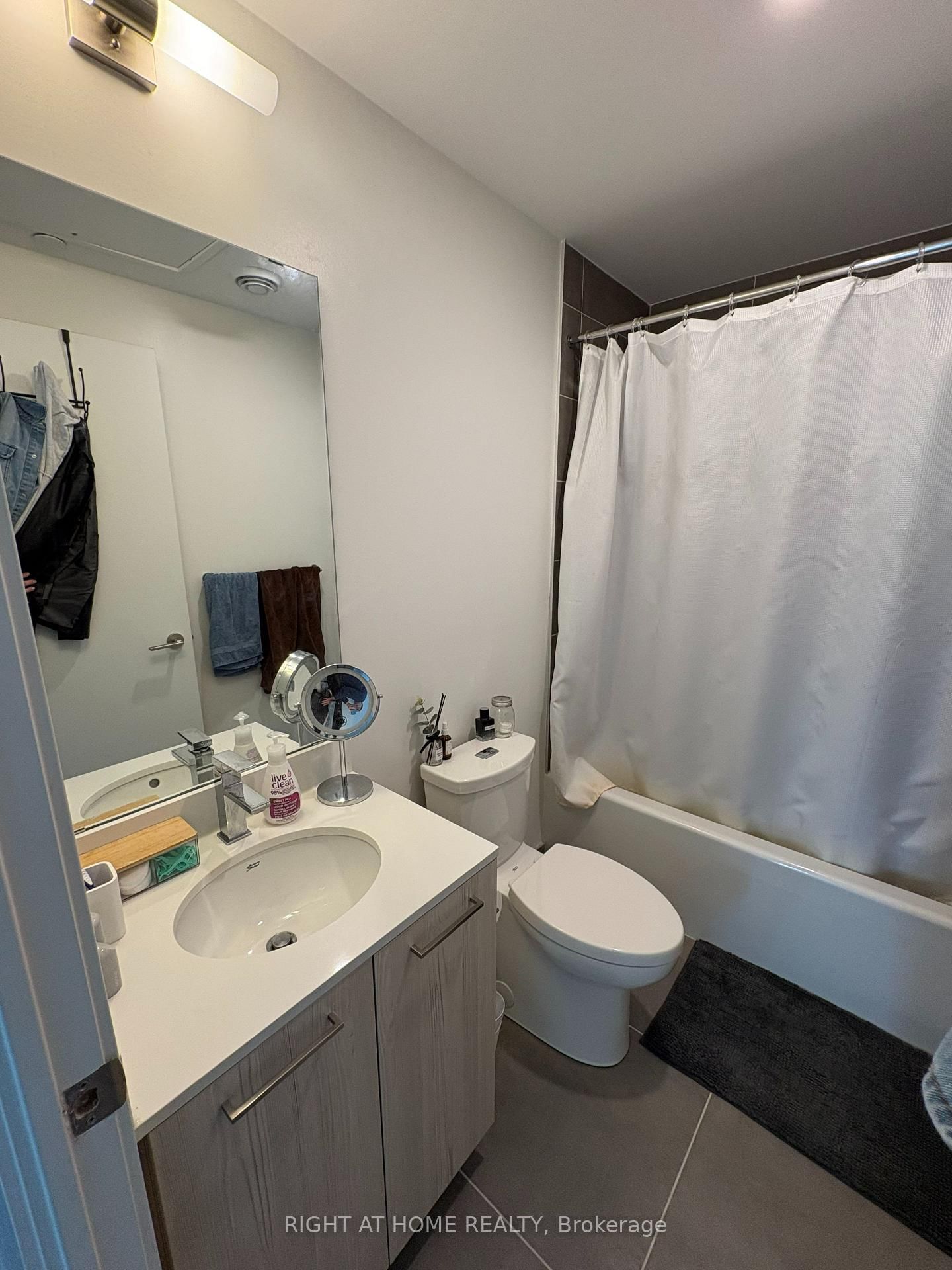 Condo for lease at 2404-65 Mutual Street, Toronto, Ontario, M5B 0E5 - Church-Yonge Corridor - MLS: C12902172