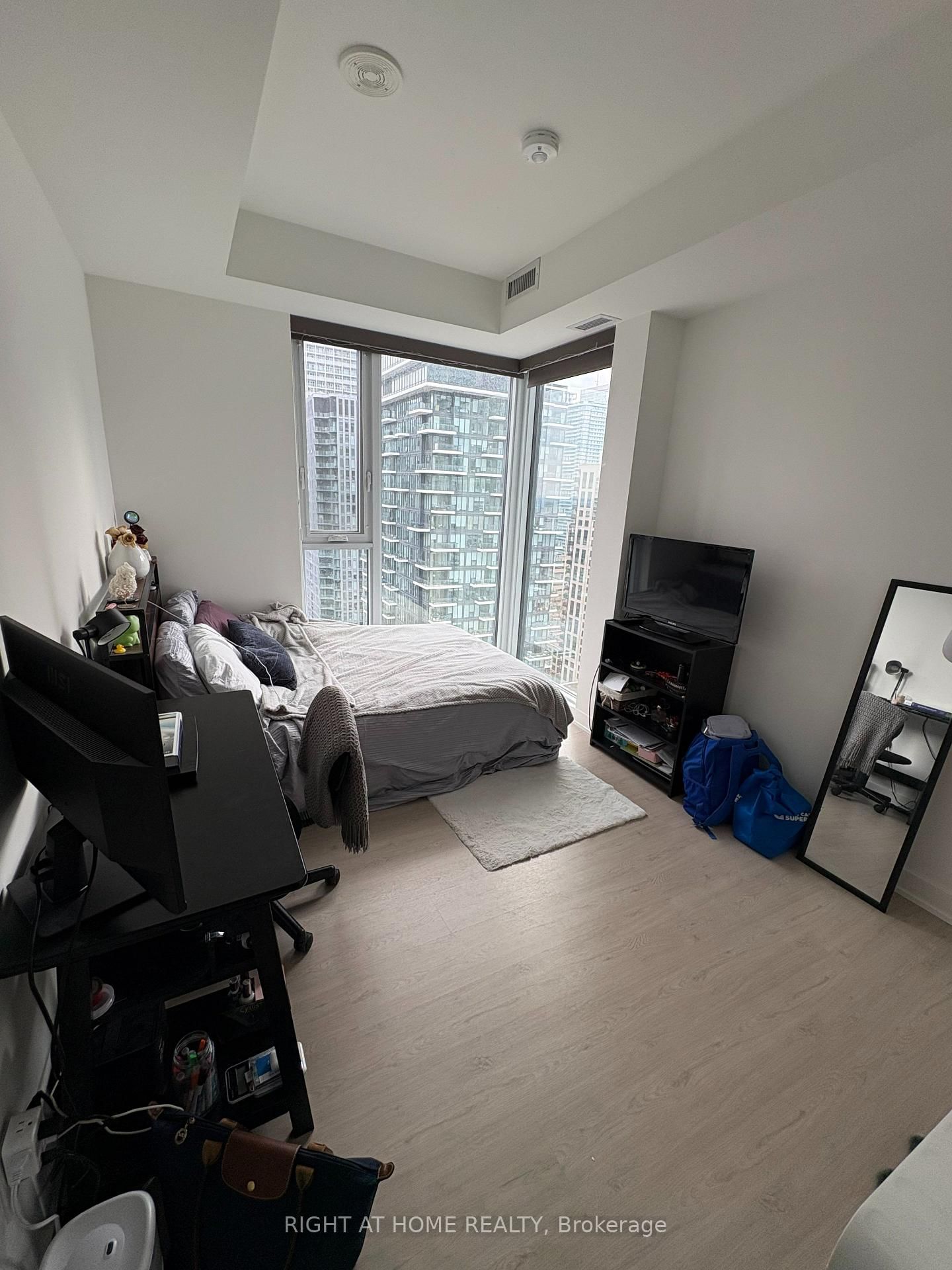 Condo for lease at 2404-65 Mutual Street, Toronto, Ontario, M5B 0E5 - Church-Yonge Corridor - MLS: C12902172