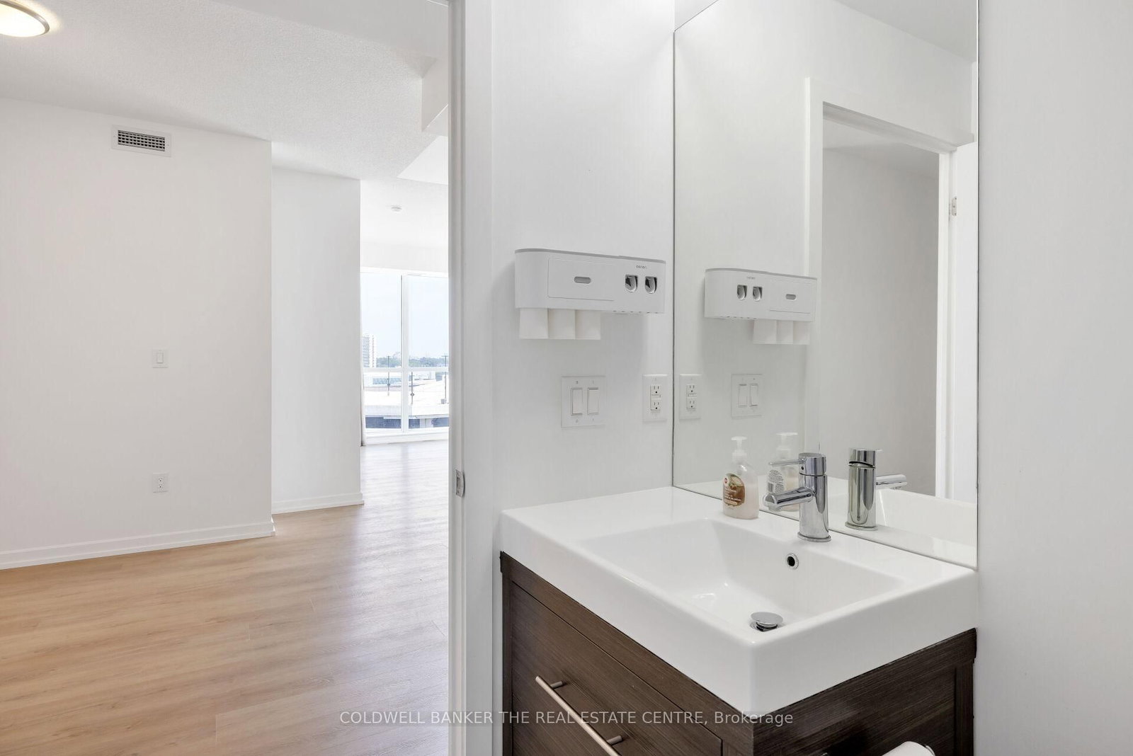 70 Forest Manor Road, Unit 612 - Photo 23