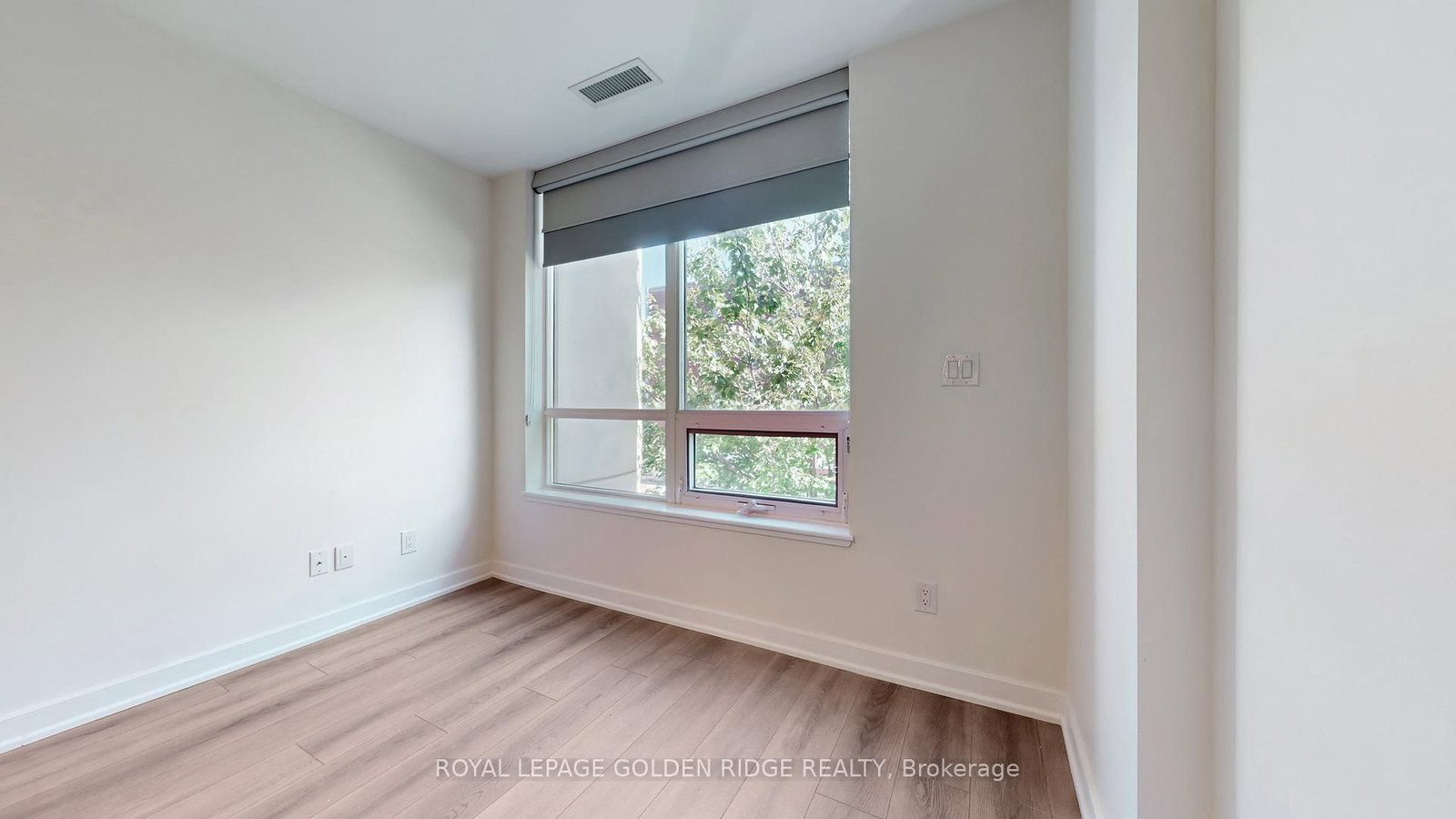 Condo for sale at 224-377 Madison Avenue, Toronto, Ontario, M4V 3E1 - Casa Loma - MLS: C12902816