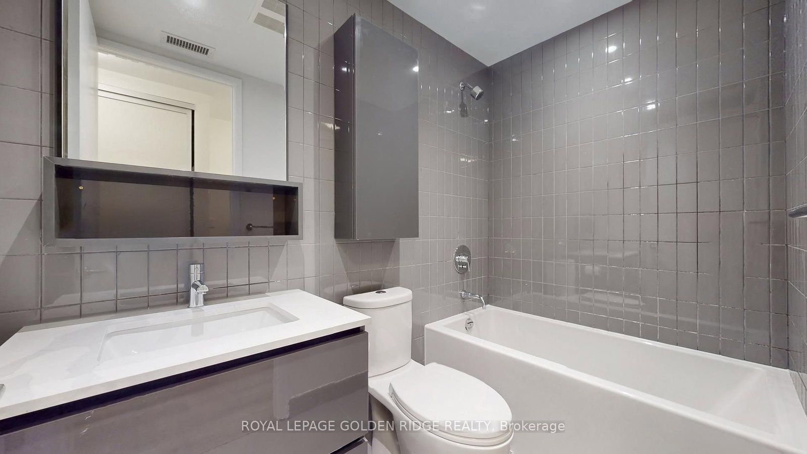 Condo for sale at 224-377 Madison Avenue, Toronto, Ontario, M4V 3E1 - Casa Loma - MLS: C12902816