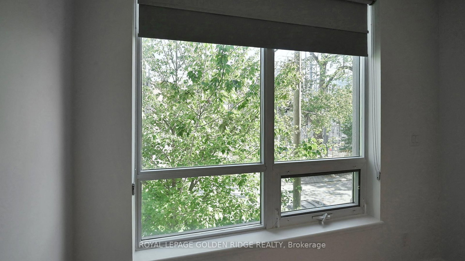 Condo for sale at 224-377 Madison Avenue, Toronto, Ontario, M4V 3E1 - Casa Loma - MLS: C12902816