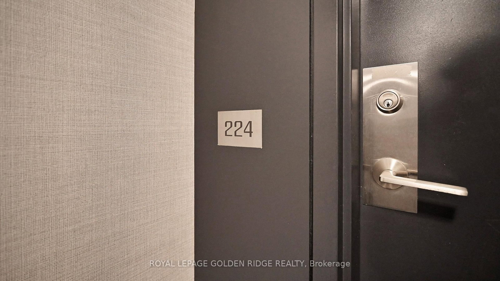 Condo for sale at 224-377 Madison Avenue, Toronto, Ontario, M4V 3E1 - Casa Loma - MLS: C12902816