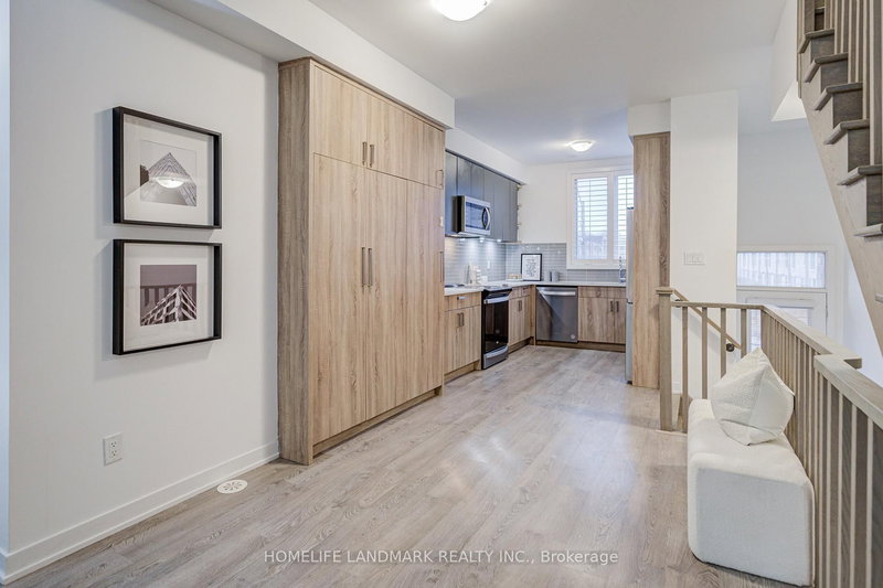 46 Hooyo Terr, Toronto, M6A 0E2 | Image 3