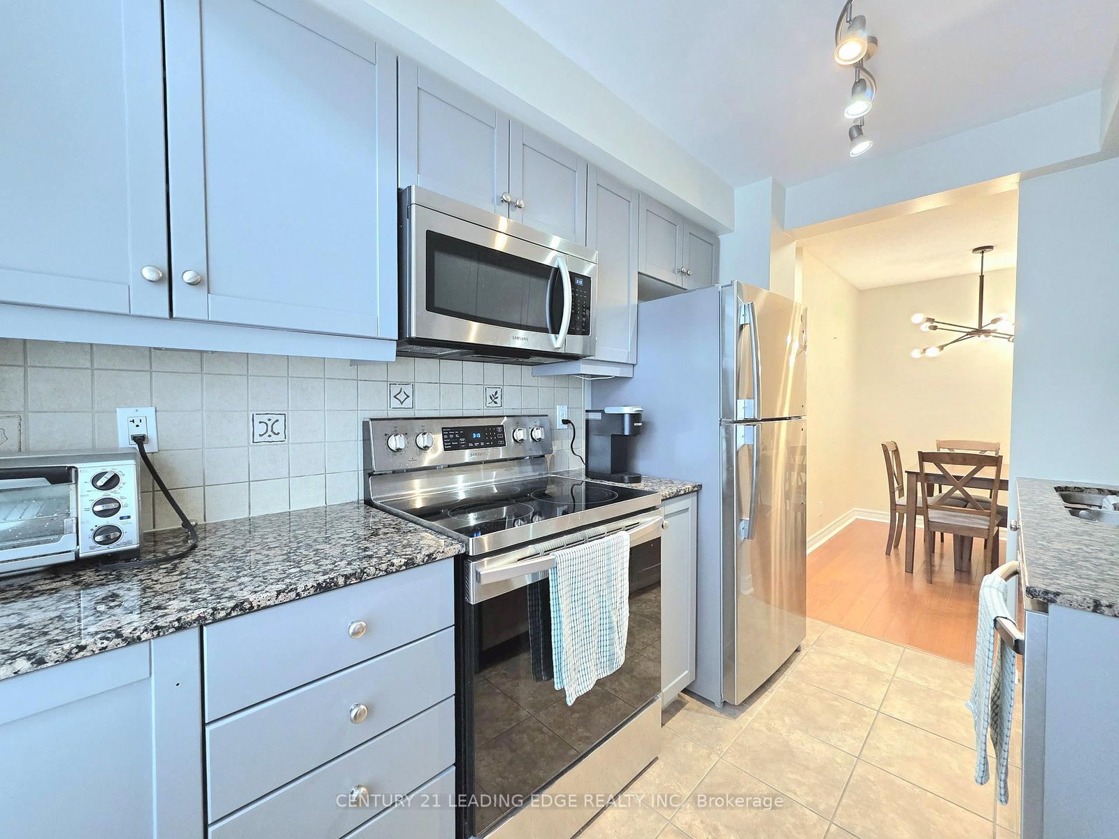 Condo for sale at 1012-212 Eglinton Avenue, Toronto, Ontario, M4P 0A3 - Mount Pleasant West - MLS: C12903620