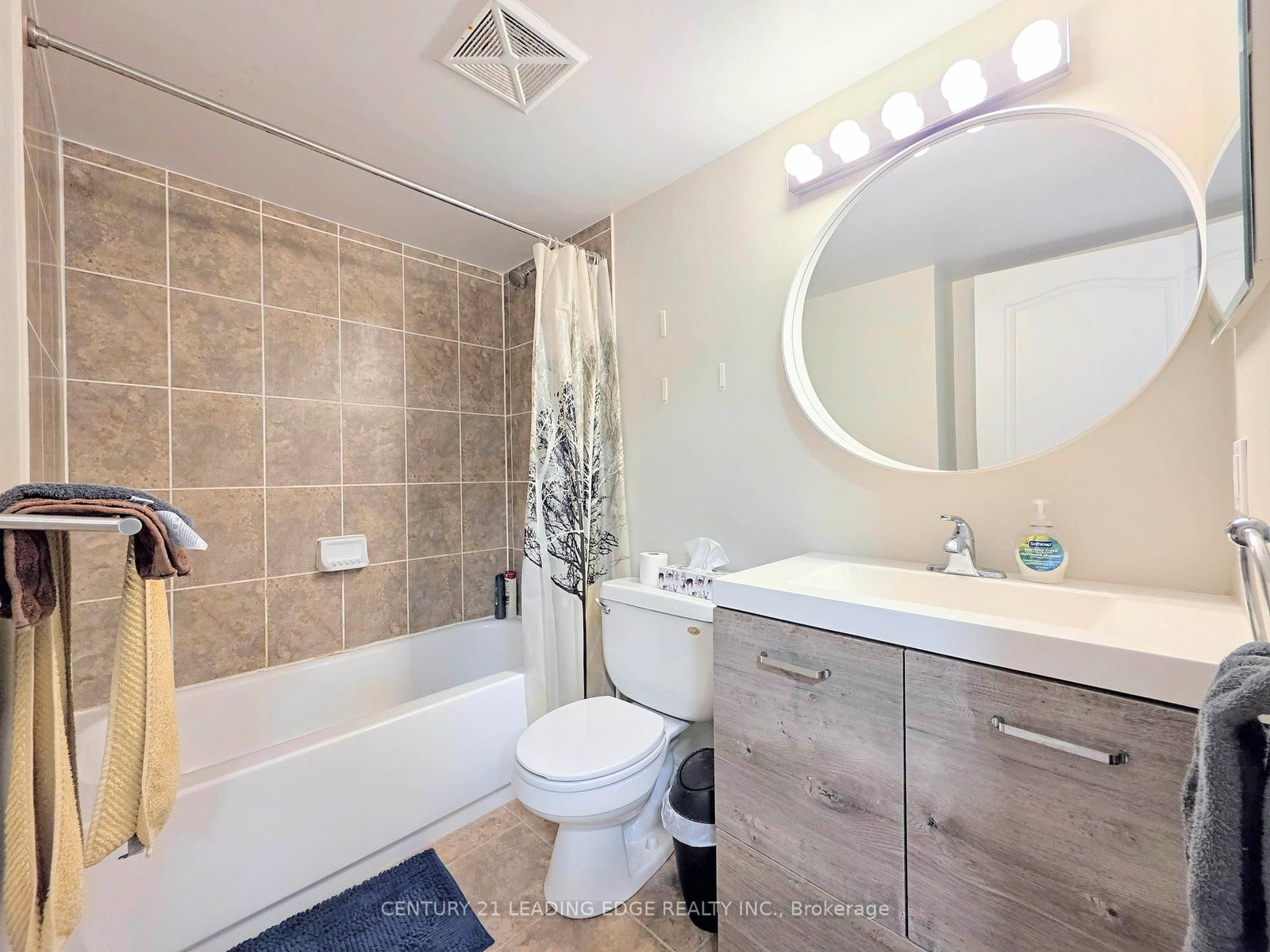 Condo for sale at 1012-212 Eglinton Avenue, Toronto, Ontario, M4P 0A3 - Mount Pleasant West - MLS: C12903620