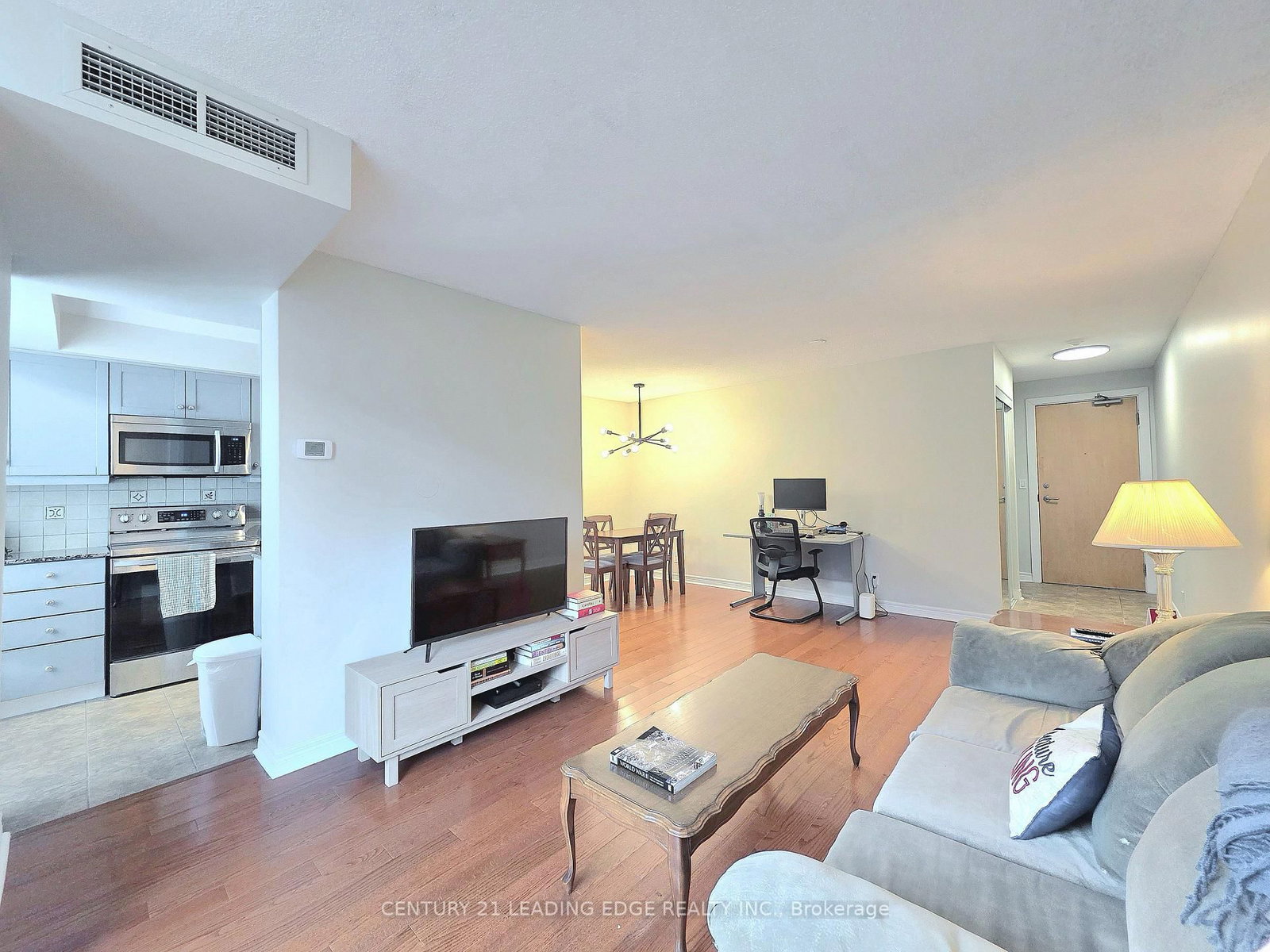 Condo for sale at 1012-212 Eglinton Avenue, Toronto, Ontario, M4P 0A3 - Mount Pleasant West - MLS: C12903620