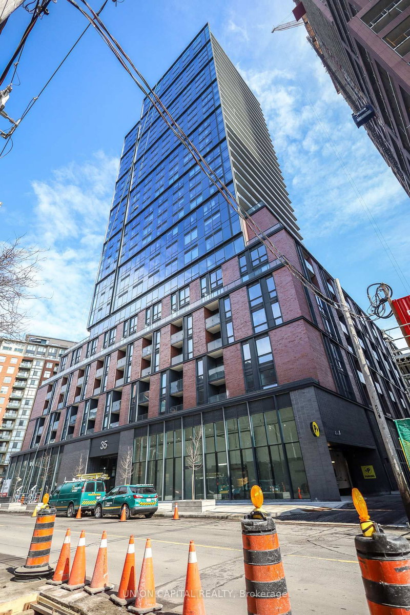 home for lease on 1312-35 Parliament Street