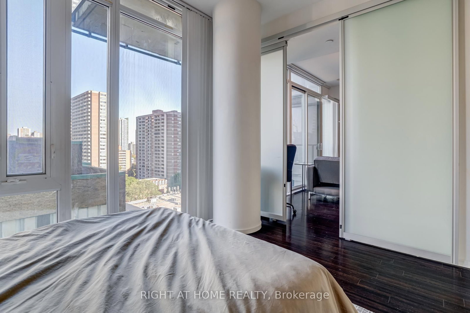 Condo for sale at 1109-75 St Nicholas Street, Toronto, Ontario, M4Y 0A5 - Bay Street Corridor - MLS: C12904938