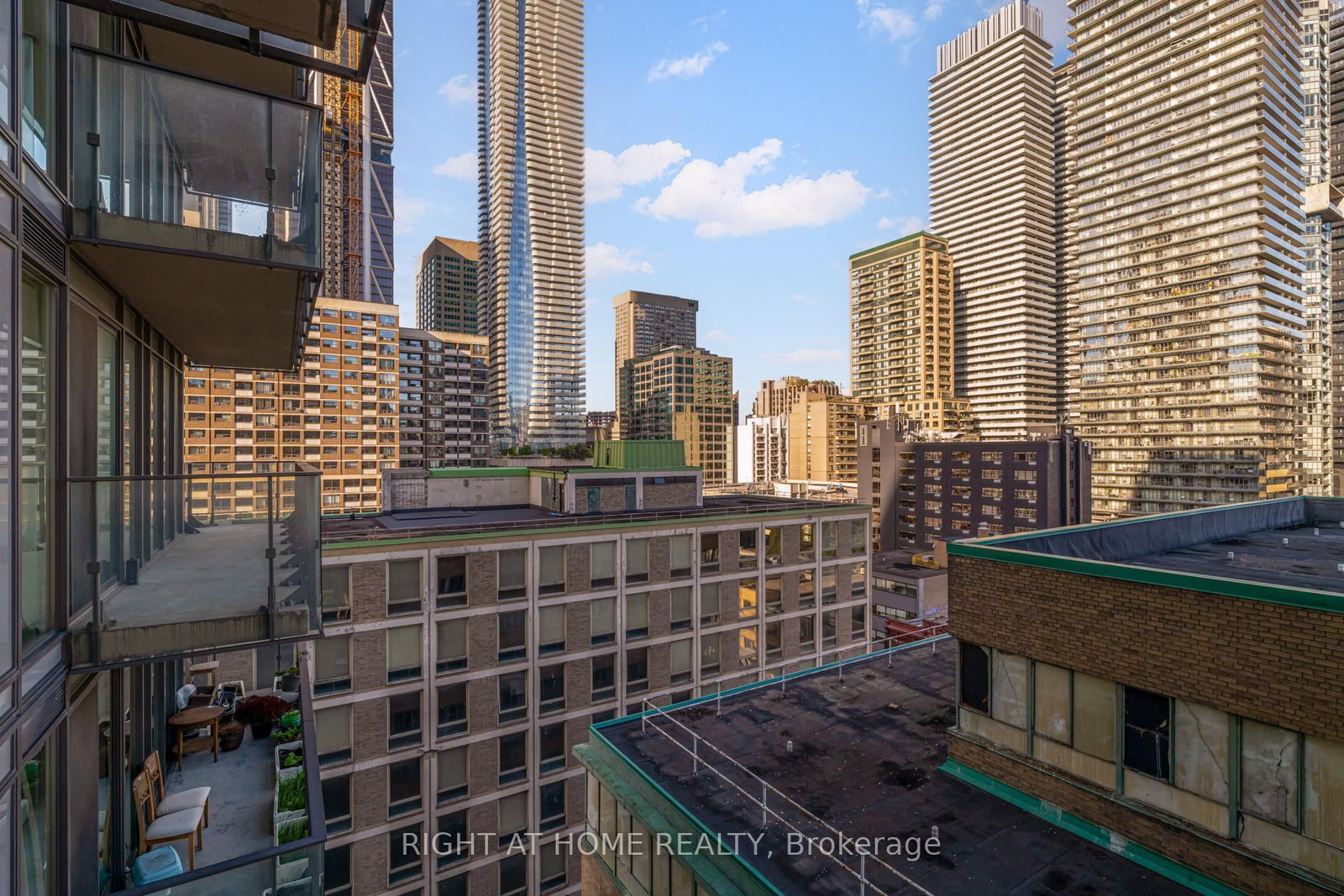 Condo for sale at 1109-75 St Nicholas Street, Toronto, Ontario, M4Y 0A5 - Bay Street Corridor - MLS: C12904938