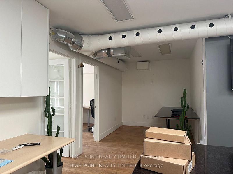 510 Eglinton Avenue W, Unit 202 - Photo 11