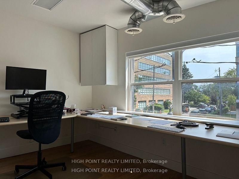 510 Eglinton Avenue W, Unit 202 - Photo 8