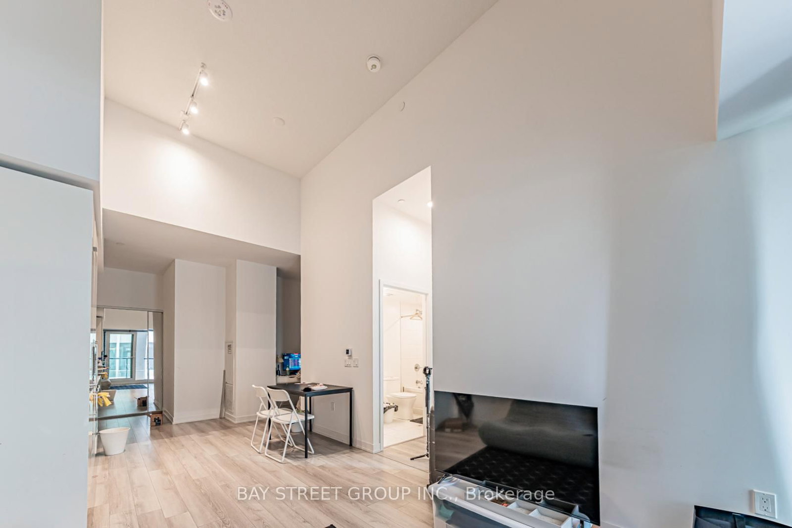 Condo for sale at 606-238 Simcoe Street, Toronto, Ontario, M5T 3B9 - Kensington-Chinatown - MLS: C12905254
