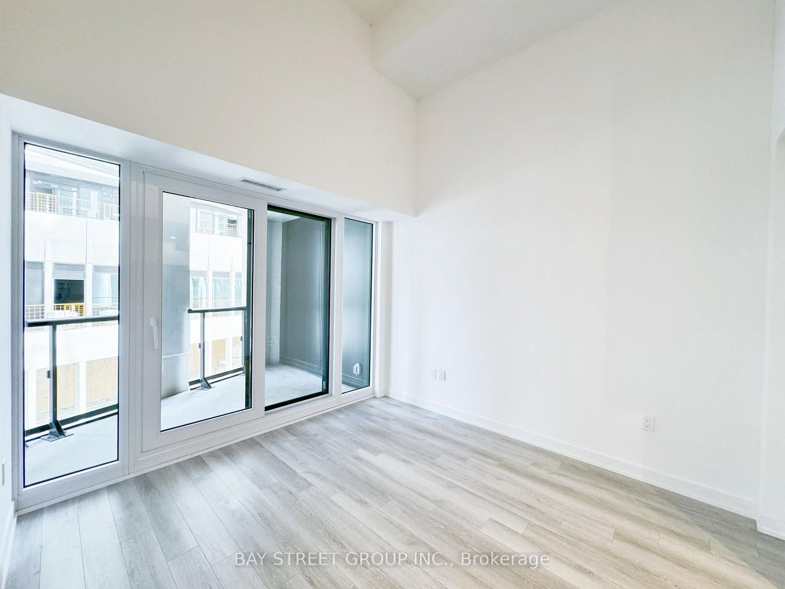 Condo for sale at 606-238 Simcoe Street, Toronto, Ontario, M5T 3B9 - Kensington-Chinatown - MLS: C12905254