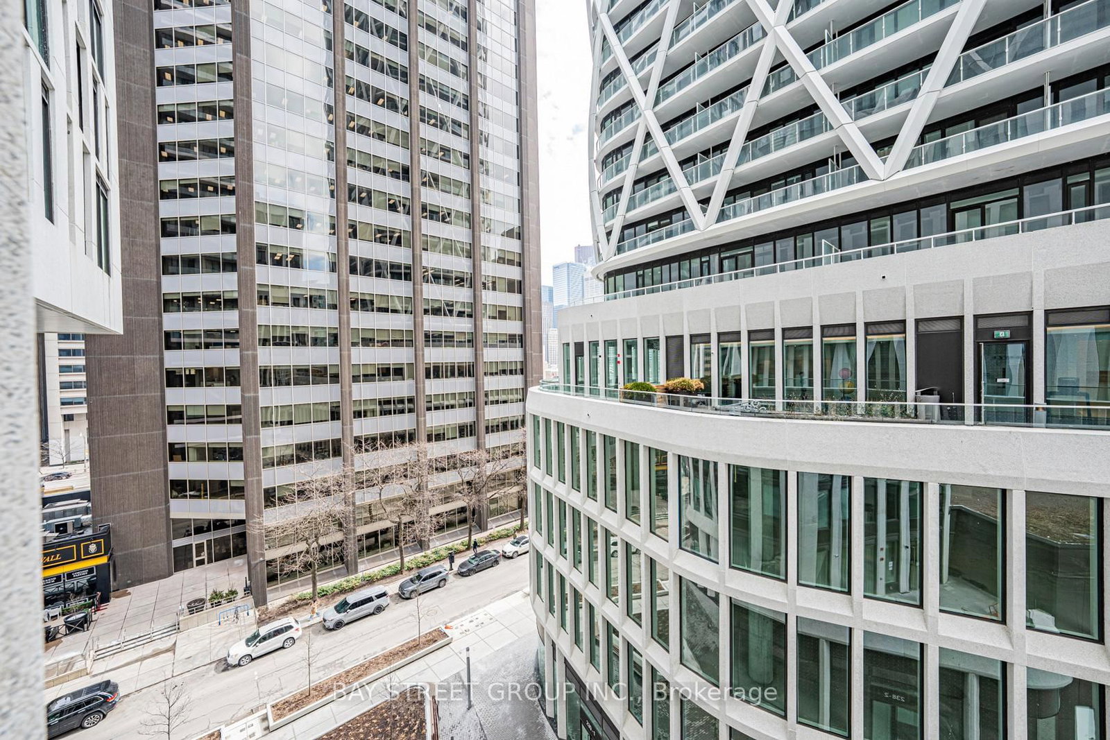 Condo for sale at 606-238 Simcoe Street, Toronto, Ontario, M5T 3B9 - Kensington-Chinatown - MLS: C12905254