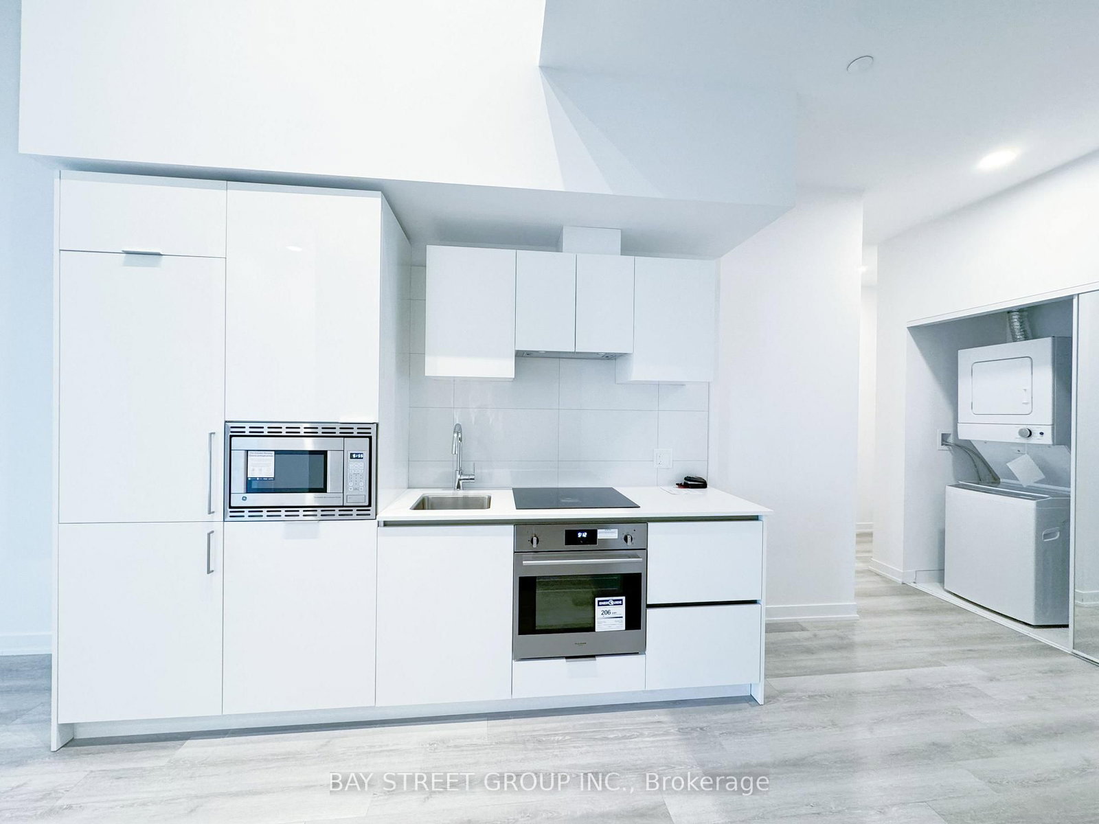 Condo for sale at 606-238 Simcoe Street, Toronto, Ontario, M5T 3B9 - Kensington-Chinatown - MLS: C12905254