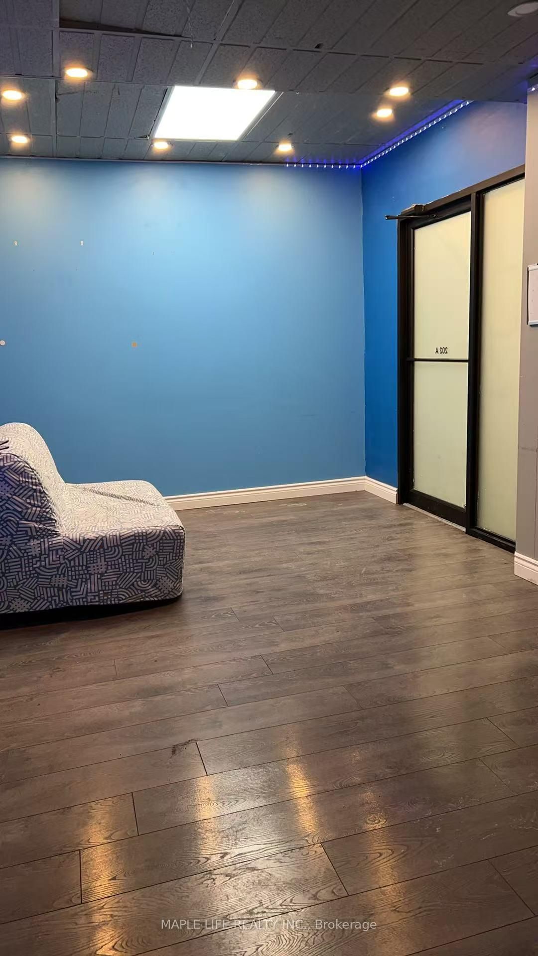 424 Dundas Street W, Unit #202A - Photo 2