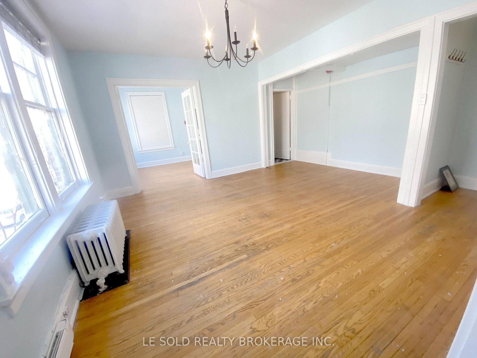 125 Earl Place, Unit 221 - Photo 8