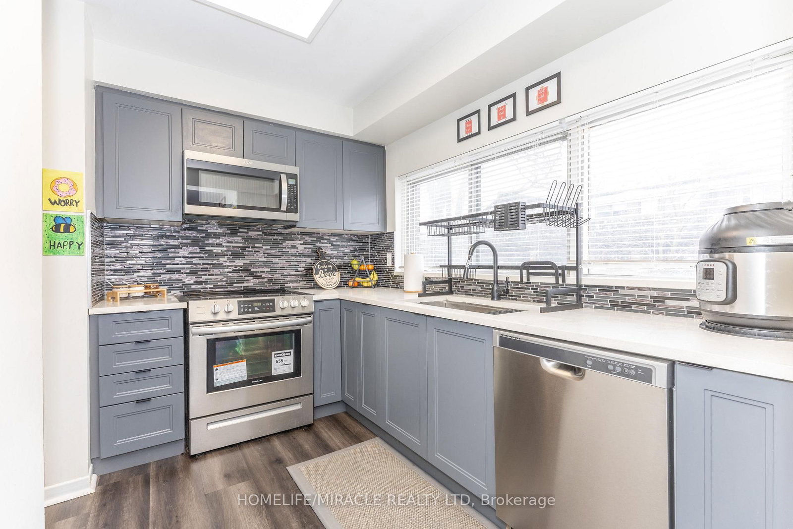 Townhouse for sale at 2-90 Castlebury Crescent, Toronto, Ontario, M2H 1W8 - Bayview Woods-Steeles - MLS: C12906630