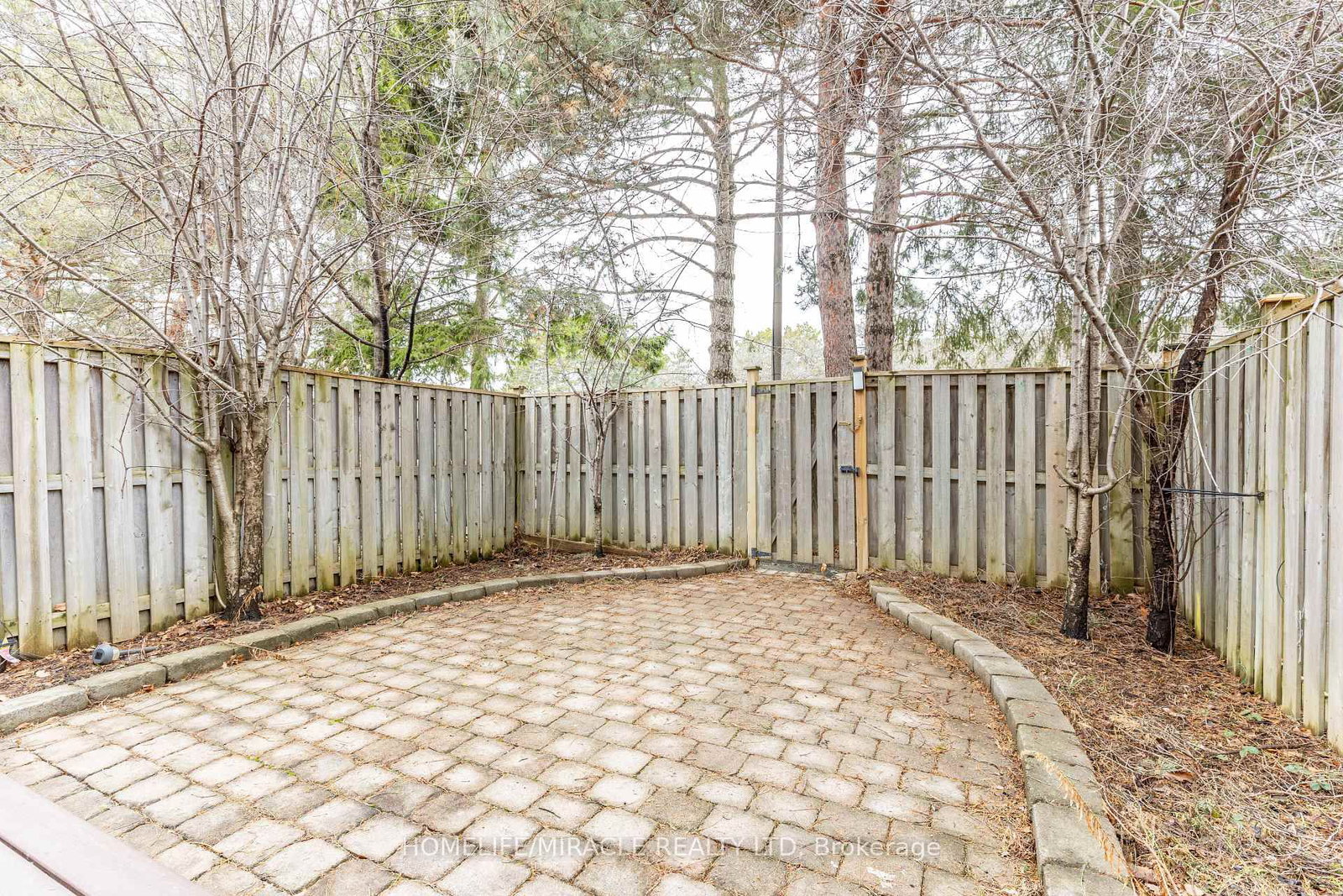 Townhouse for sale at 2-90 Castlebury Crescent, Toronto, Ontario, M2H 1W8 - Bayview Woods-Steeles - MLS: C12906630