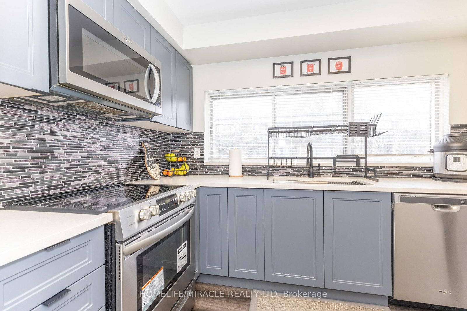 Townhouse for sale at 2-90 Castlebury Crescent, Toronto, Ontario, M2H 1W8 - Bayview Woods-Steeles - MLS: C12906630