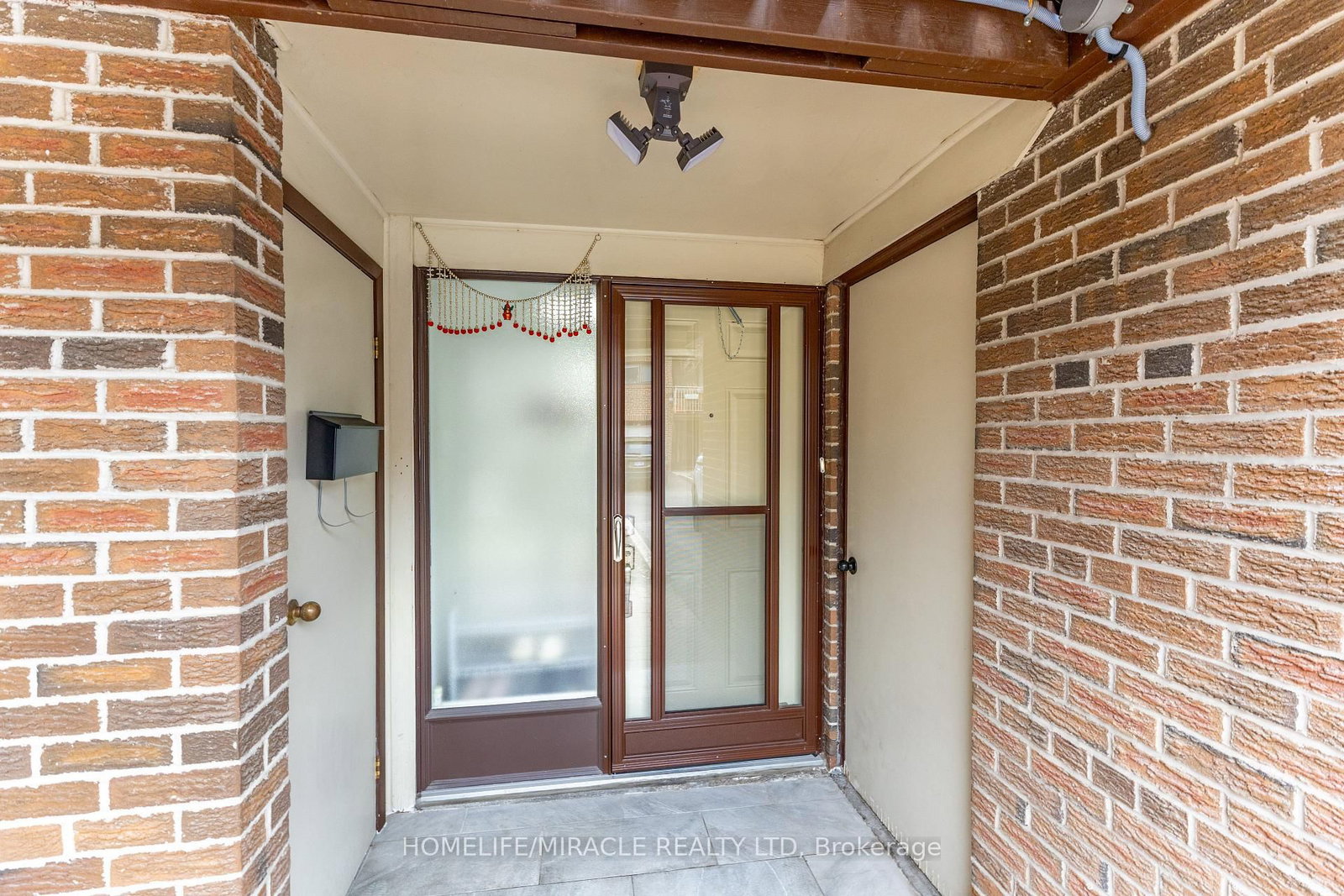 Townhouse for sale at 2-90 Castlebury Crescent, Toronto, Ontario, M2H 1W8 - Bayview Woods-Steeles - MLS: C12906630