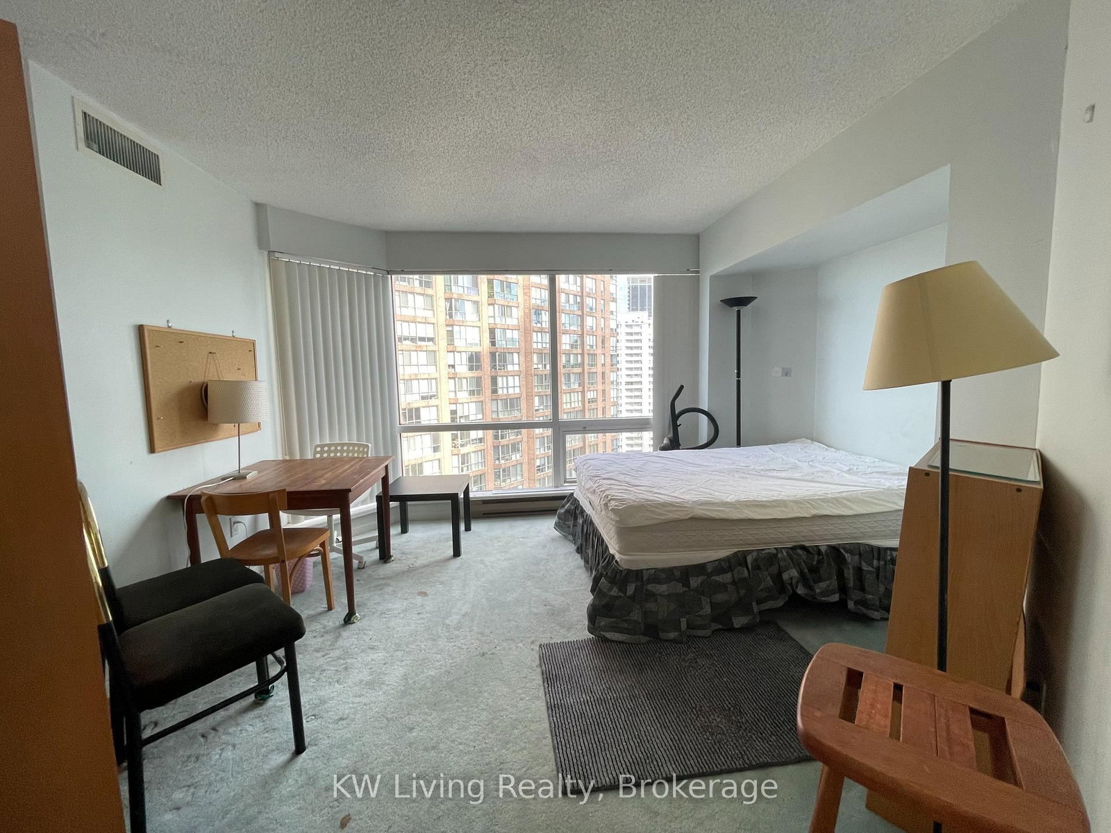 Condo for lease at 2003-1001 Bay Street, Toronto, Ontario, M5S 3A6 - Bay Street Corridor - MLS: C12906828