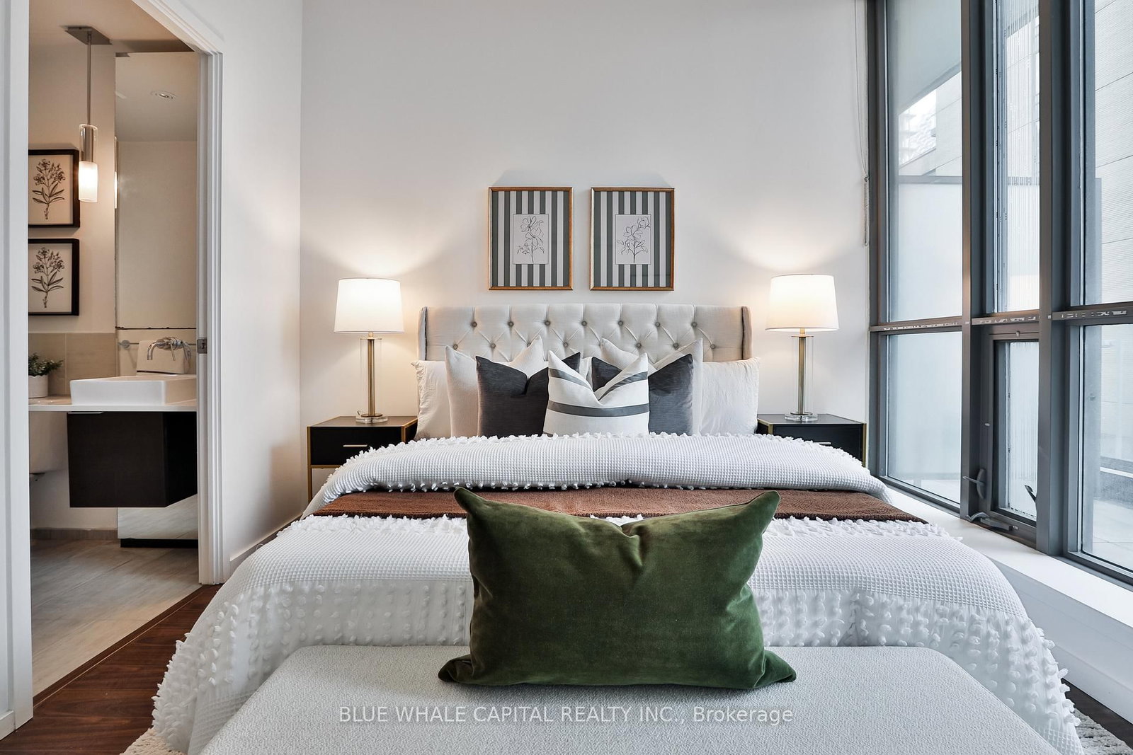 Condo for sale at 802-8 Charlotte Street, Toronto, Ontario, M5V 0K4 - Waterfront Communities C1 - MLS: C12907052