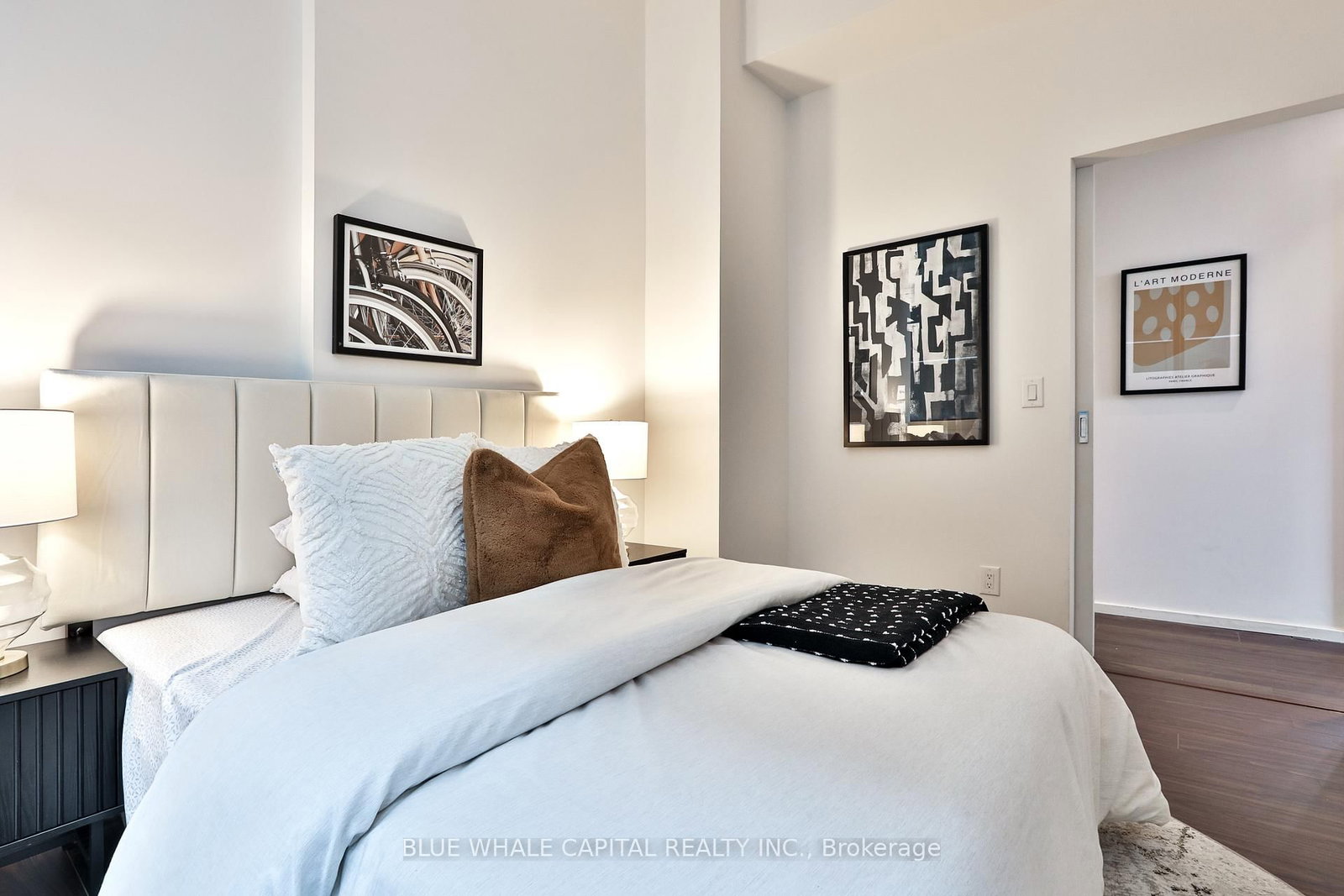 Condo for sale at 802-8 Charlotte Street, Toronto, Ontario, M5V 0K4 - Waterfront Communities C1 - MLS: C12907052