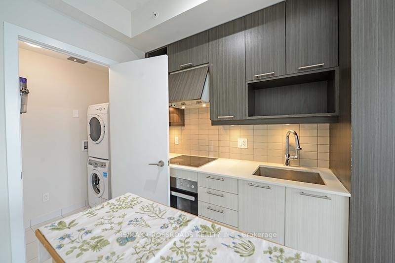 Condo for sale at 1708-199 Richmond Street, Toronto, Ontario, M5V 0H4 - Waterfront Communities C1 - MLS: C12907148