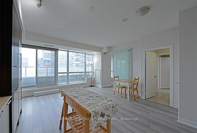 Condo for sale at 1708-199 Richmond Street, Toronto, Ontario, M5V 0H4 - Waterfront Communities C1 - MLS: C12907148