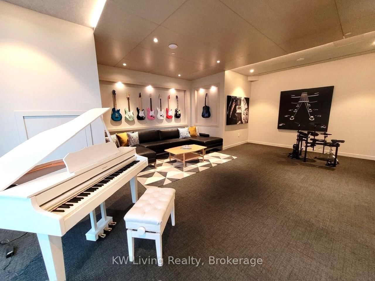 Condo for sale at 1905-138 Downes Street, Toronto, Ontario, M5E 0E4 - Waterfront Communities C8 - MLS: C12907402