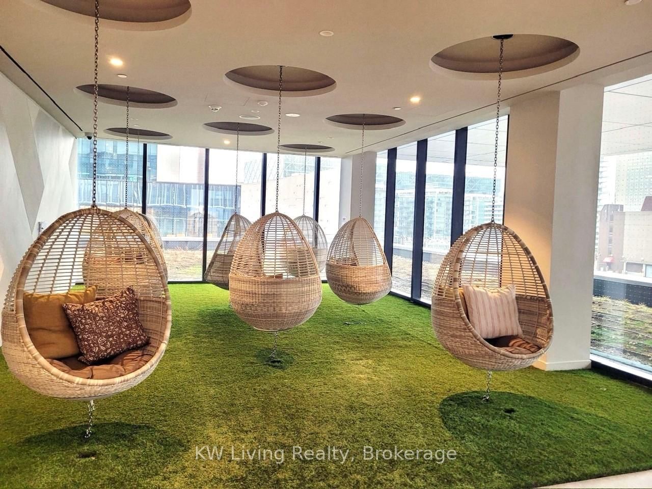 Condo for sale at 1905-138 Downes Street, Toronto, Ontario, M5E 0E4 - Waterfront Communities C8 - MLS: C12907402