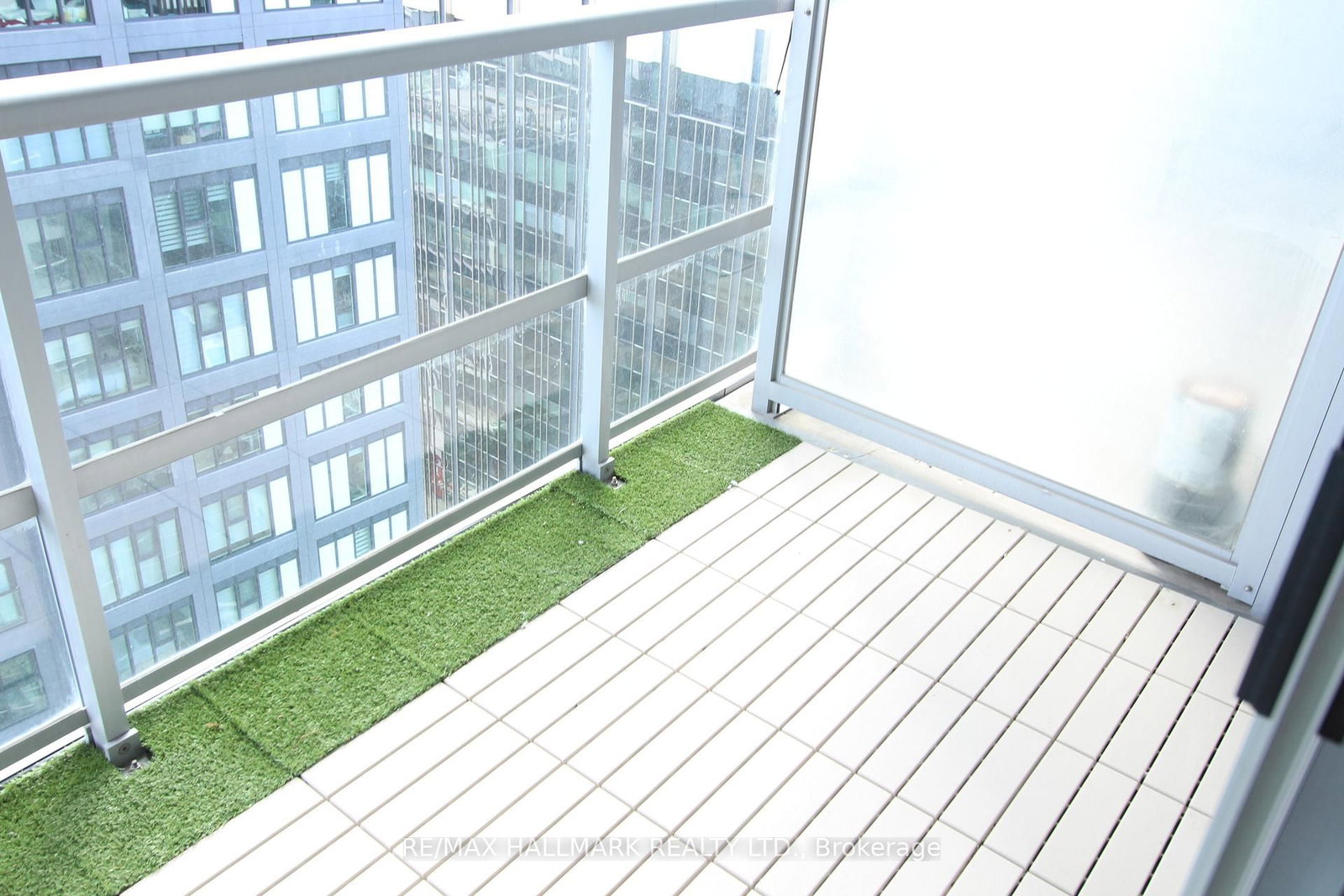 Condo for sale at 2803-2181 Yonge Street, Toronto, Ontario, M4S 2B1 - Mount Pleasant West - MLS: C12907878