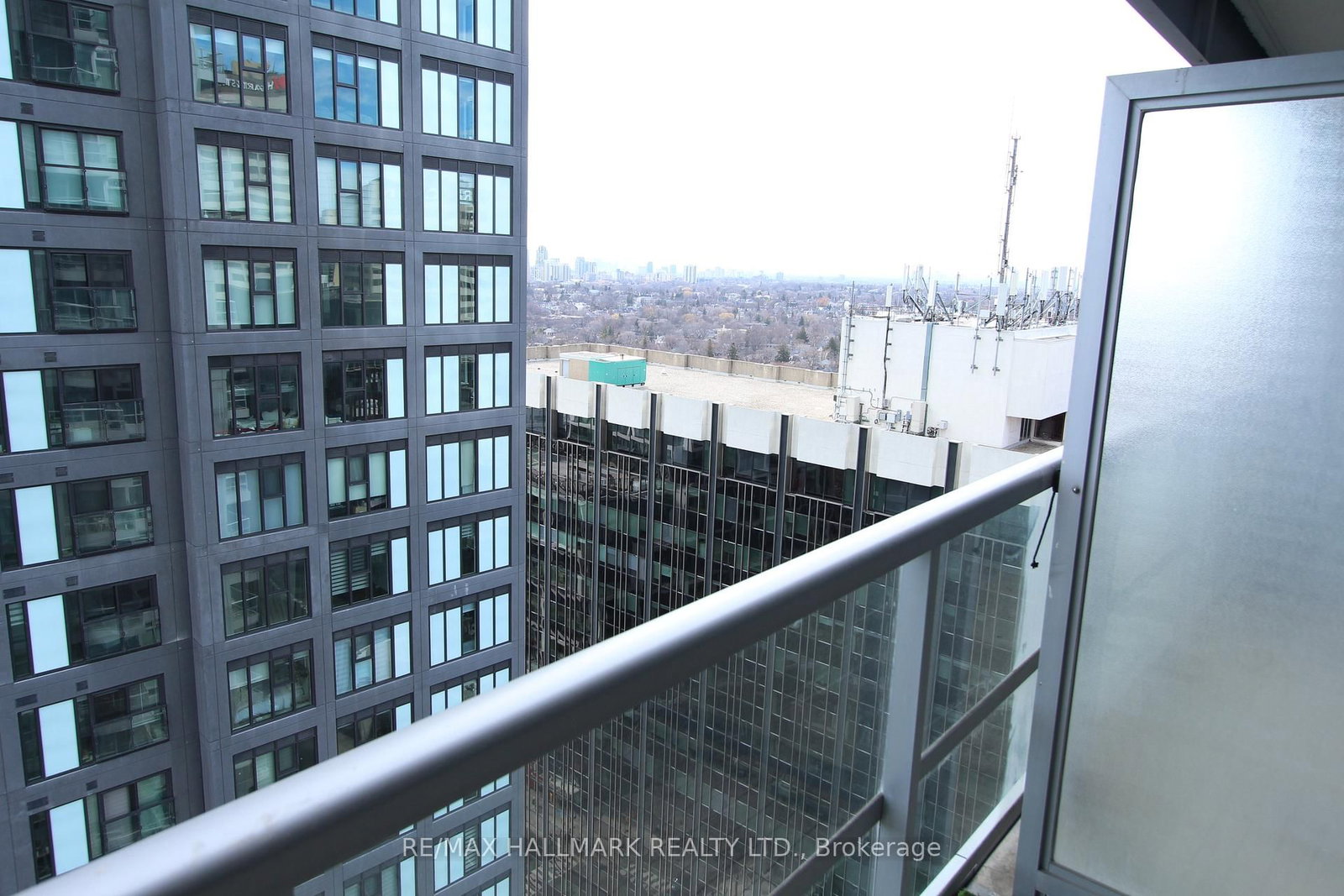 Condo for sale at 2803-2181 Yonge Street, Toronto, Ontario, M4S 2B1 - Mount Pleasant West - MLS: C12907878