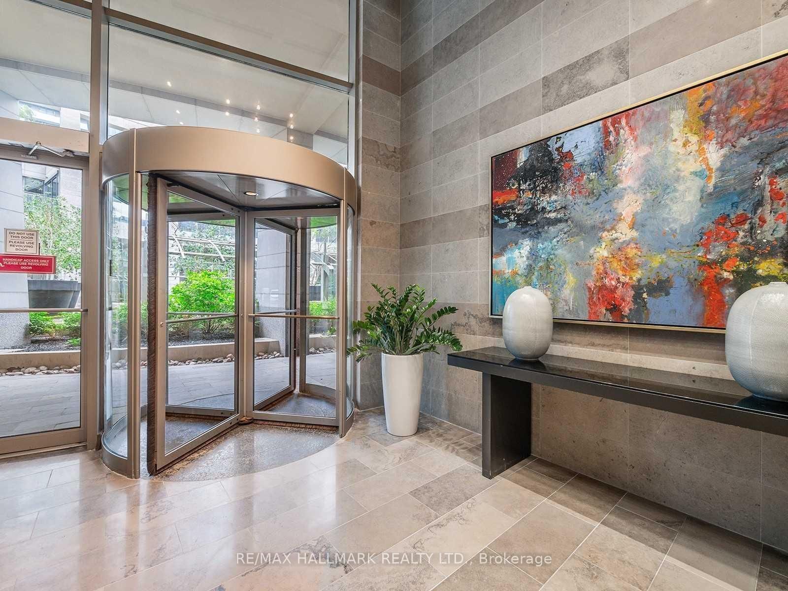 Condo for sale at 2803-2181 Yonge Street, Toronto, Ontario, M4S 2B1 - Mount Pleasant West - MLS: C12907878