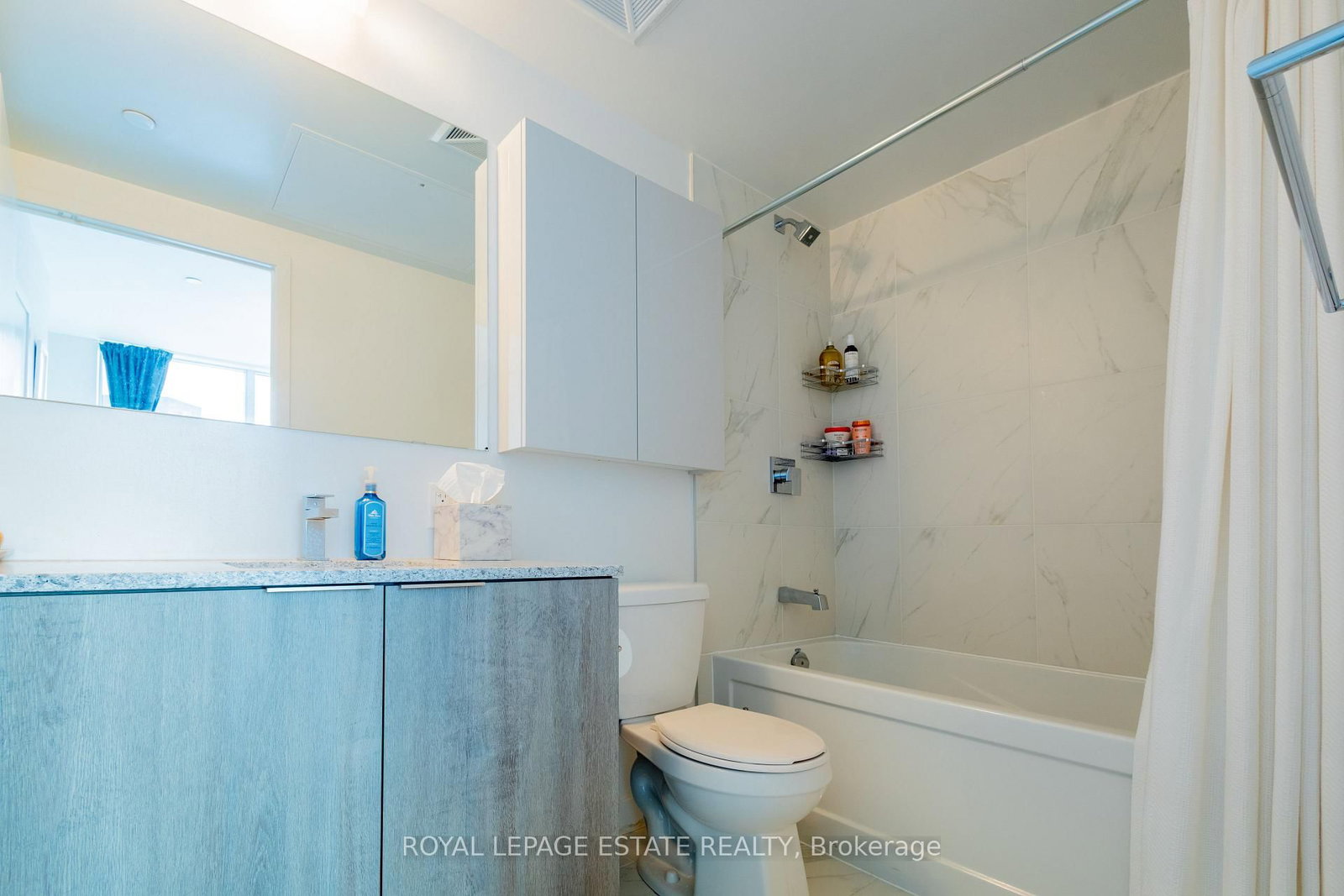 Condo for lease at 657-31 Tippett Road, Toronto, Ontario, M3H 0C8 - Clanton Park - MLS: C12907884