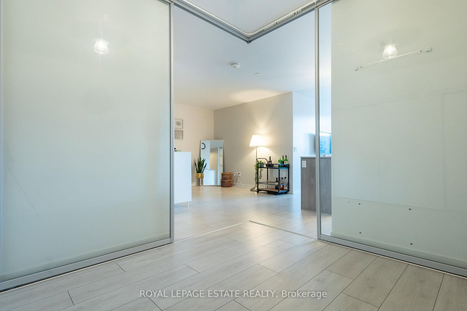 Condo for lease at 657-31 Tippett Road, Toronto, Ontario, M3H 0C8 - Clanton Park - MLS: C12907884