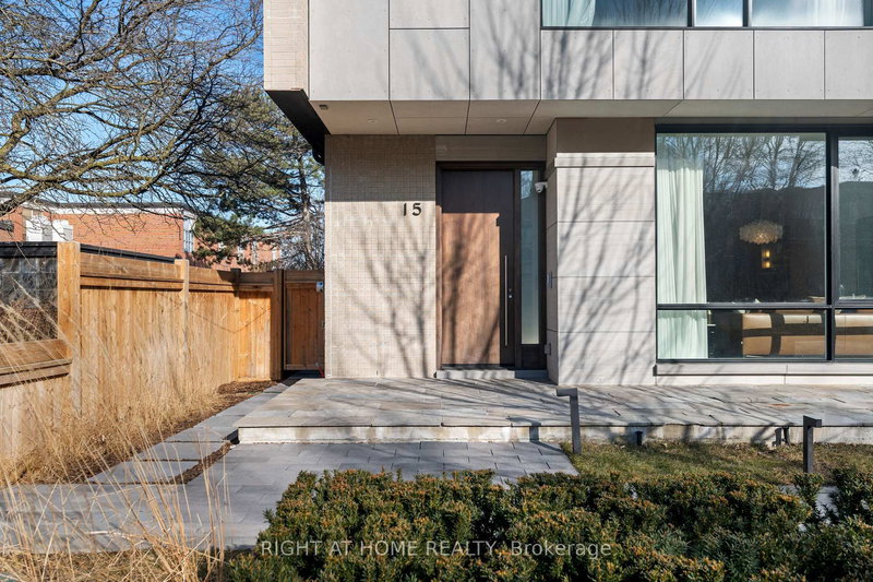 15 Fairmeadow Ave, Toronto, M2P 0A5 | Image 2