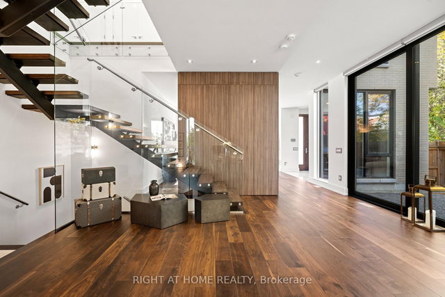 15 Fairmeadow Avenue