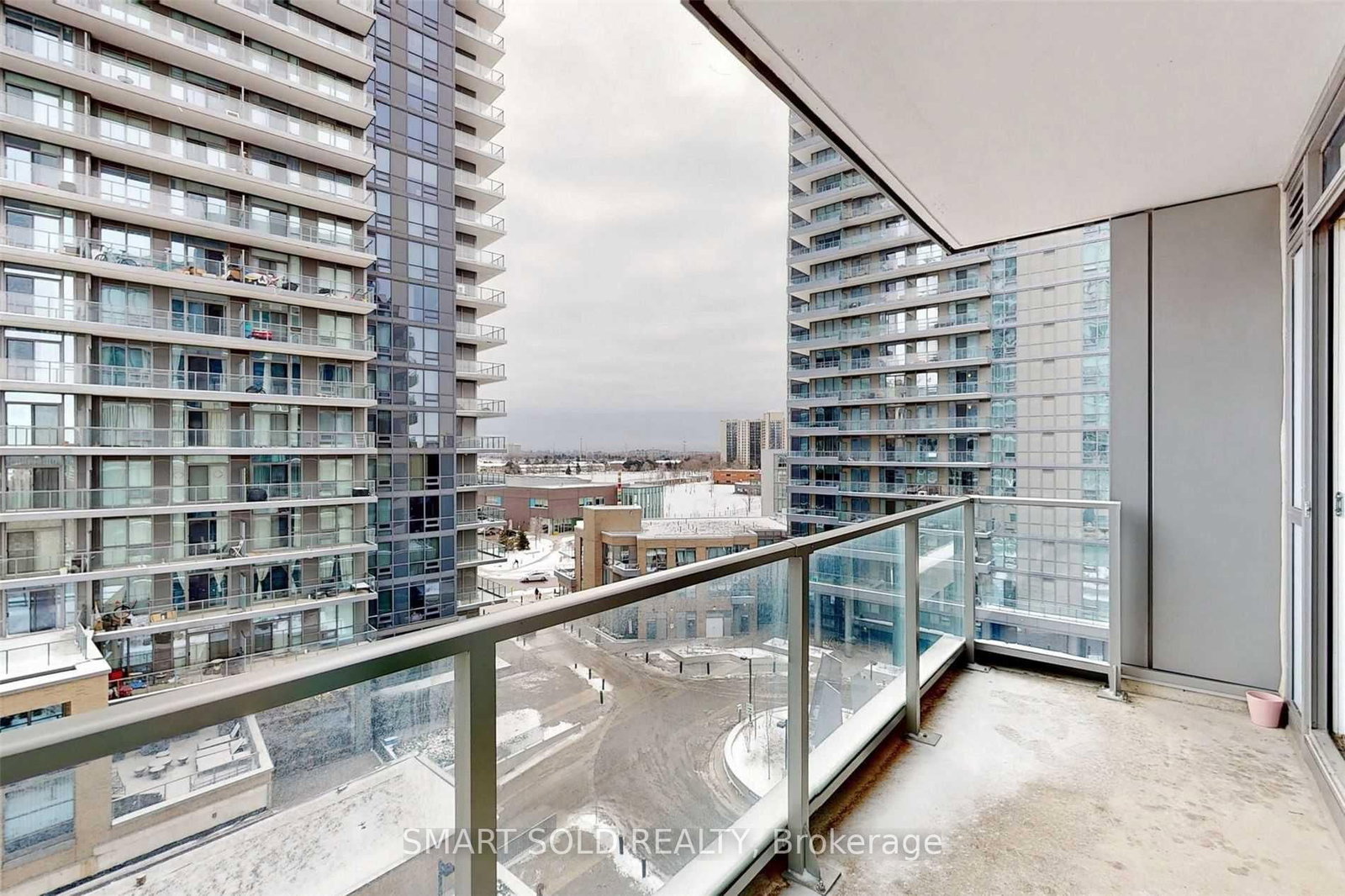 Condo for lease at 705-52 Forest Manor Road, Toronto, Ontario, M2J 0E2 - Henry Farm - MLS: C12908120
