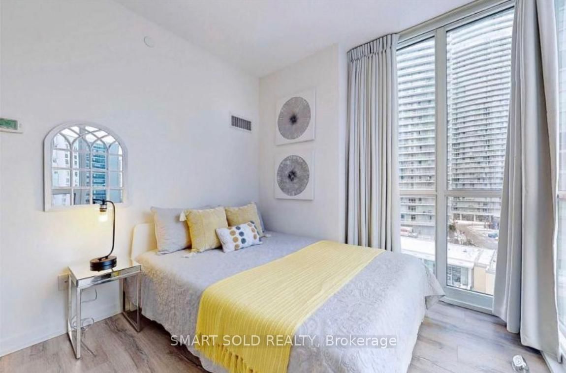 Condo for lease at 705-52 Forest Manor Road, Toronto, Ontario, M2J 0E2 - Henry Farm - MLS: C12908120