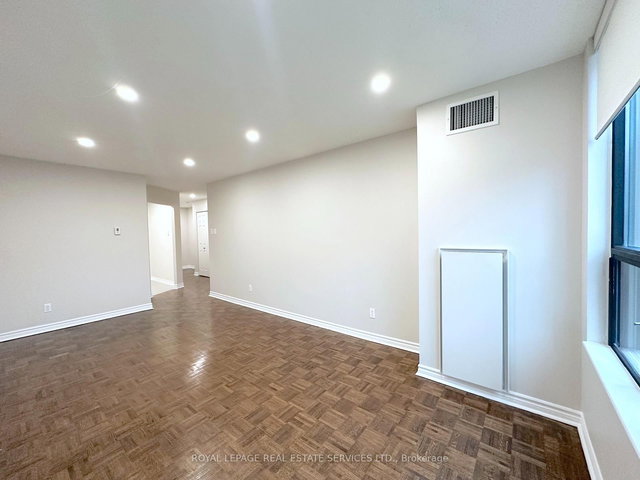 104 - 17 Brookbanks Drive