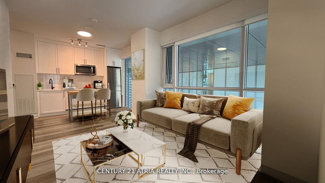 420 - 135 Lower Sherbourne Street