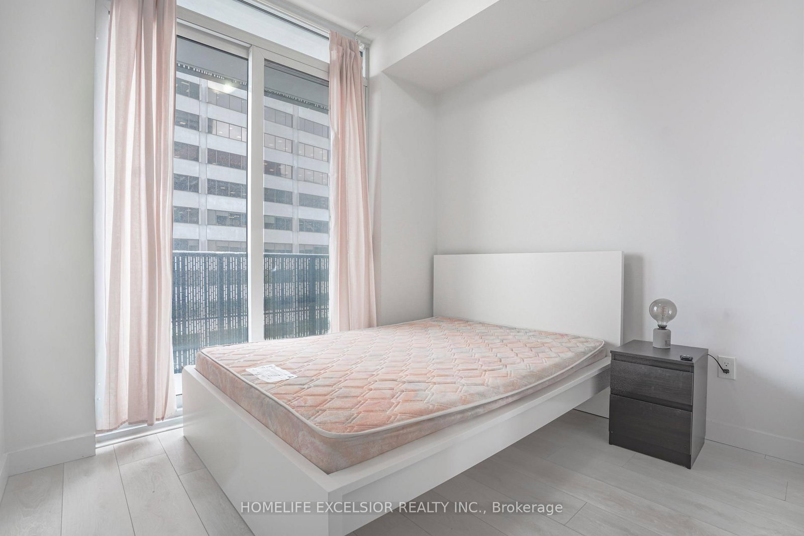 Condo for sale at 2002-8 Eglinton Avenue, Toronto, Ontario, M4P 0C1 - Mount Pleasant West - MLS: C12908668