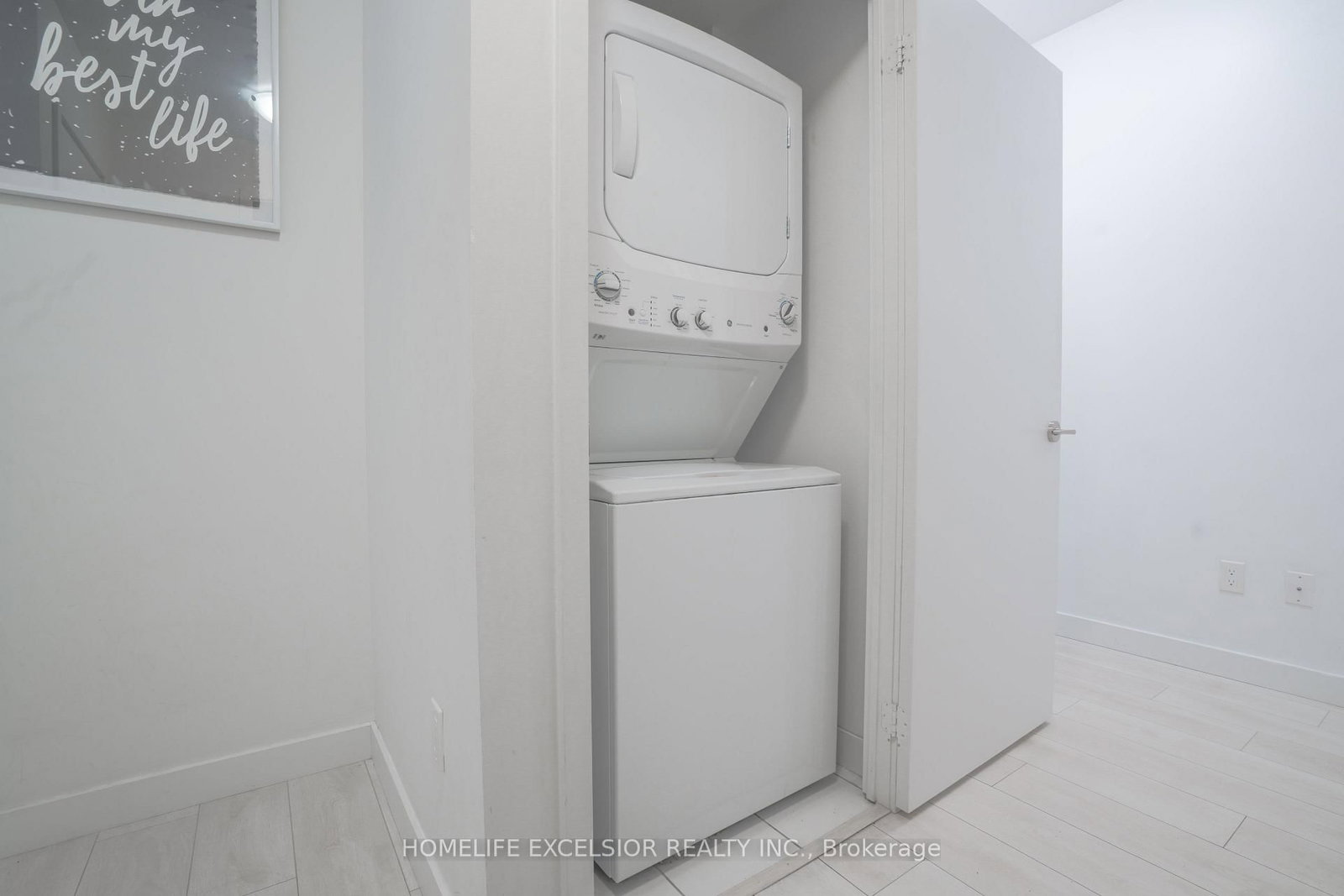 Condo for sale at 2002-8 Eglinton Avenue, Toronto, Ontario, M4P 0C1 - Mount Pleasant West - MLS: C12908668