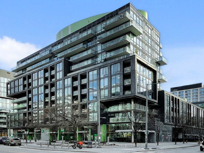 home for lease on N1006-455 Front Street E